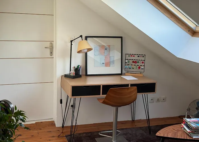 Chambre hôtes nichée sous les toits