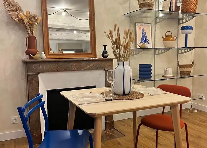 Le Petit Horloge, Hyper centre de Rennes