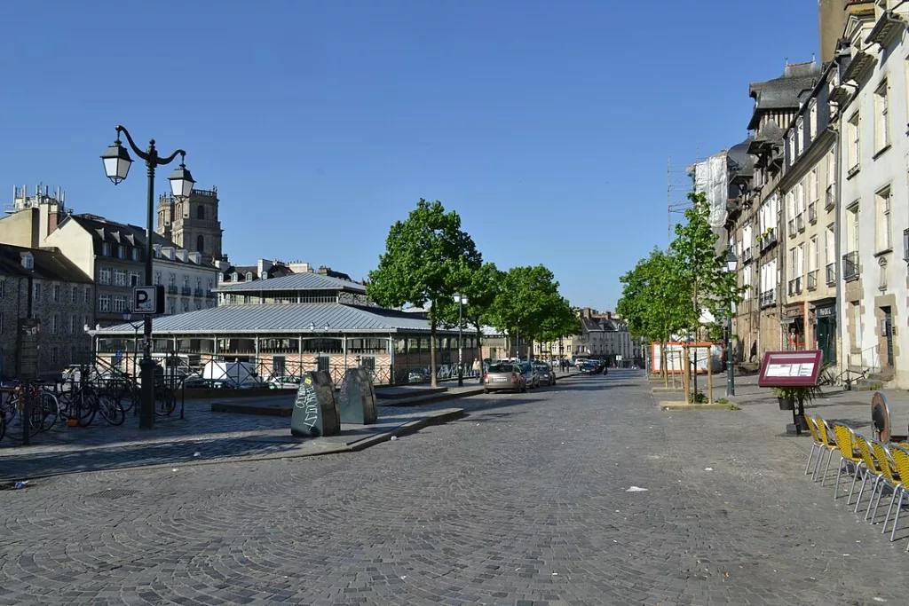 La place des Lices à Rennes